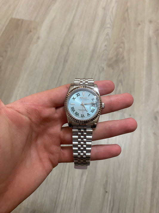 BLUE ROMAN NUMERAL