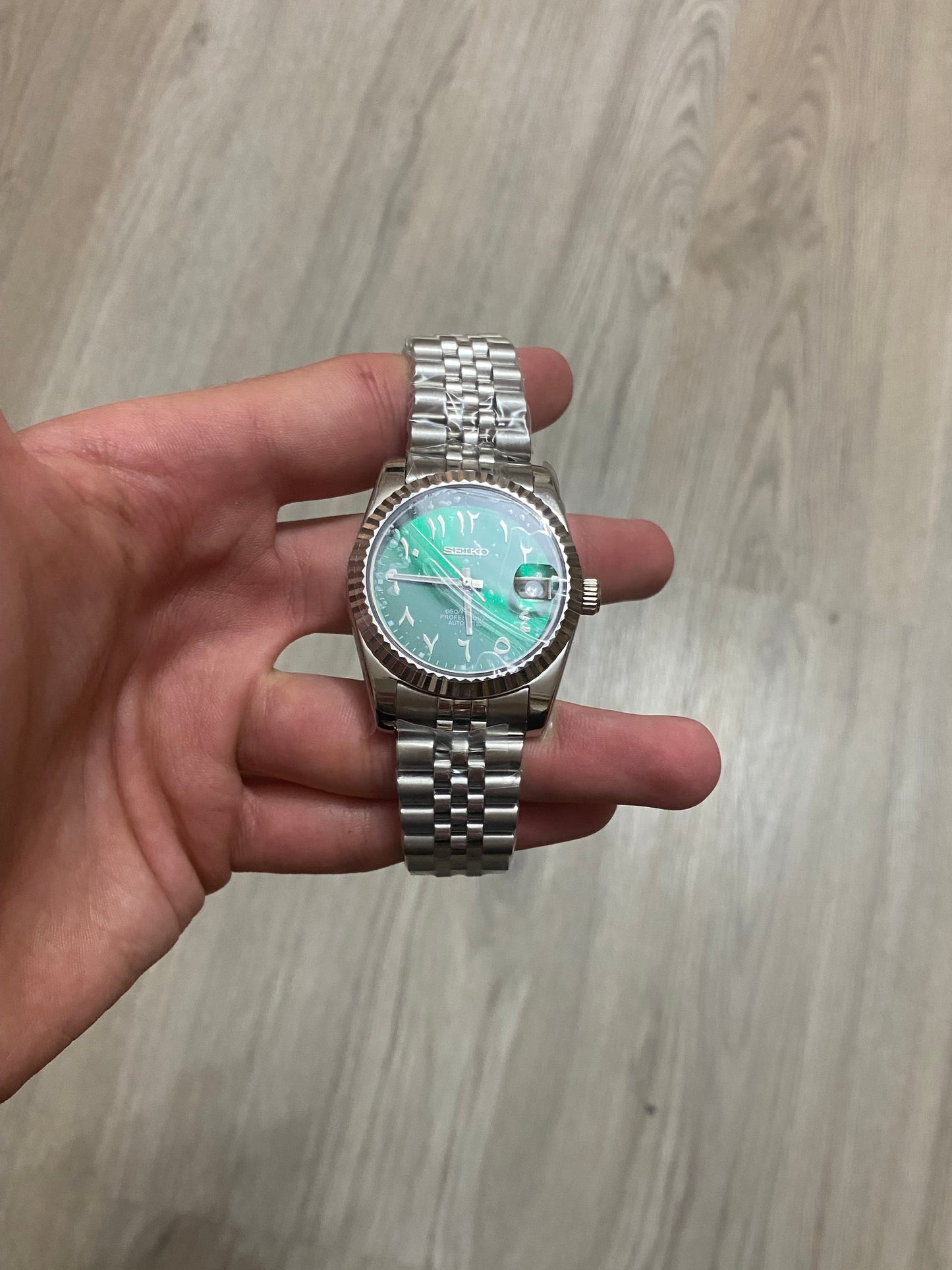 GREEN ARABIC DIAL